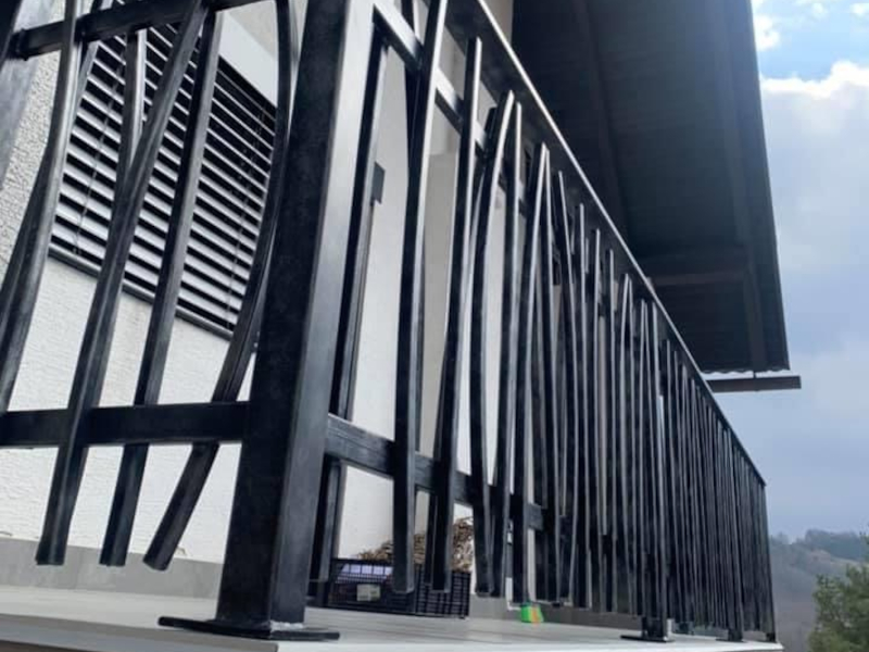 Moderna balkonska ograja 2